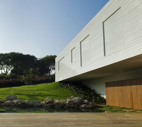 Santo Amaro House by Isay Weinfeld Santo Amaro House by Isay Weinfeld