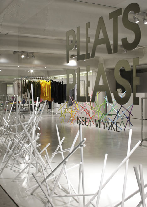 Sticks by Emmanuelle Moureaux for Issey Miyake Sticks by Emmanuelle Moureaux for Issey Miyake