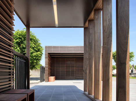 Entrance Pavilion Cemetery Blankenberge by Hansteerds Architectuur Entrance Pavilion Cemetery Blankenberge by Hansteerds Architectuur
