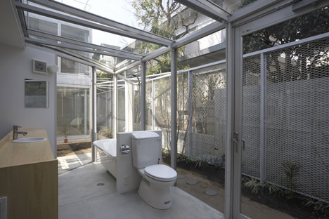 Apartment in Kamitakada by Takeshi Yamagata Architects Apartment in Kamitakada by Takeshi Yamagata Architects