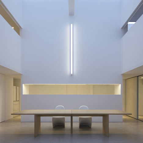 Cube House by Shinichi Ogawa & Associates
