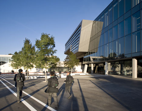 Evelyn Grace Academy by Zaha Hadid Architects Evelyn Grace Academy by Zaha Hadid Architects