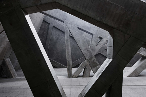 Fővám tér by Spora Architects