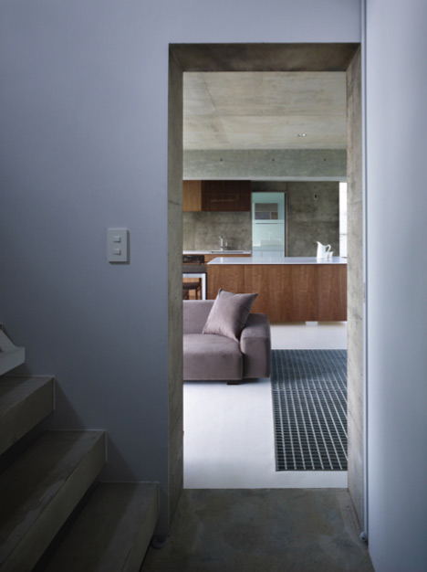House in Fukuyama by Suppose Design Office House in Fukuyama by Suppose Design Office