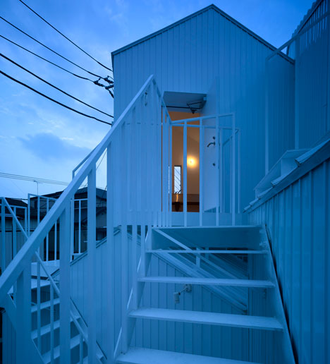 Tokyo Apartment by Sou Fujimoto Architects Tokyo Apartment by Sou Fujimoto Architects