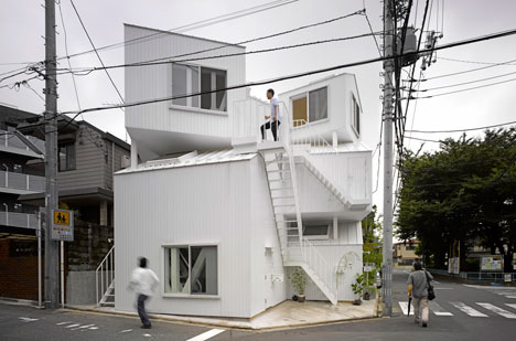 Tokyo Apartment by Sou Fujimoto Architects Tokyo Apartment by Sou Fujimoto Architects