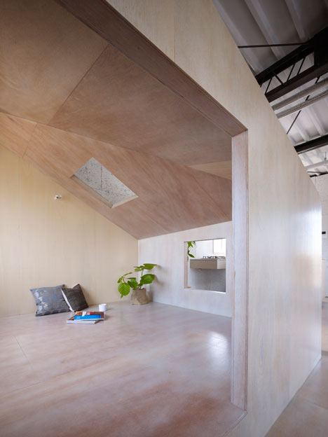 House in Egoda by Suppose Design Office