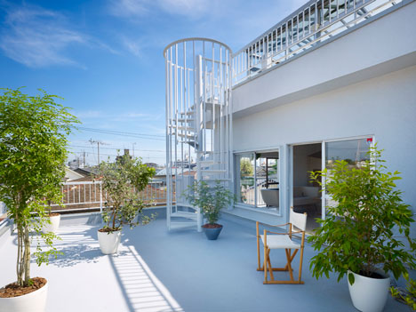 House in Egoda by Suppose Design Office