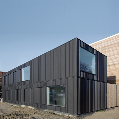 V36K08/09 - URBAN DIVA by Pasel Kuenzel Architects