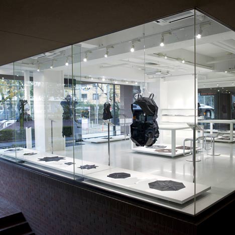 132 5. Issey Miyake by Tokujin Yoshioka