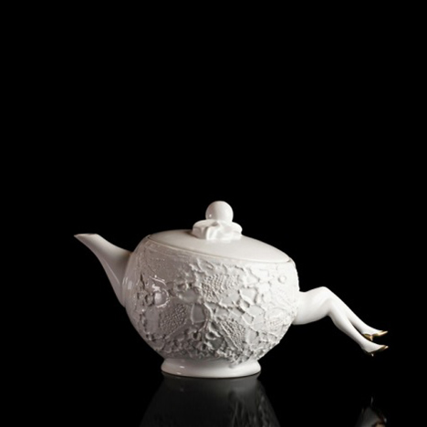 Blaue Blume by Undergrowth Design