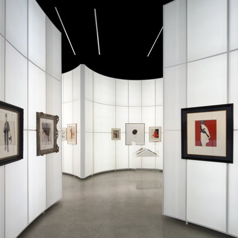 Drawing Fashion by Carmody Groarke Drawing Fashion by Carmody Groarke