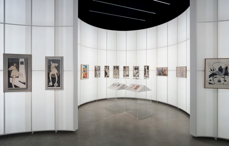 Drawing Fashion by Carmody Groarke Drawing Fashion by Carmody Groarke