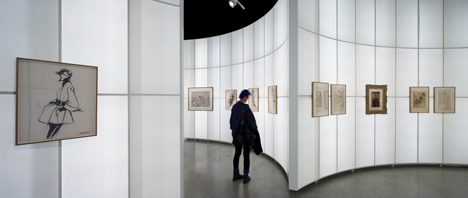 Drawing Fashion by Carmody Groarke Drawing Fashion by Carmody Groarke