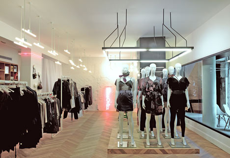 Fashion Boutique by k1p3 Architects Fashion Boutique by k1p3 Architects