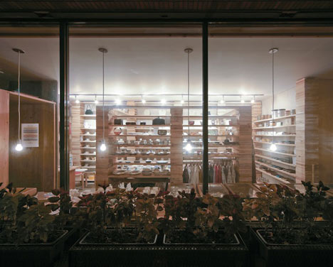 Habitat Antique by Facet Studio Habitat Antique by Facet Studio