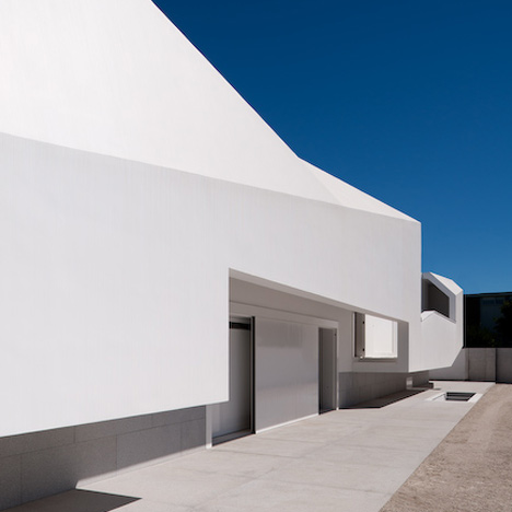 House in Oporto by Alvaro Siza House in Oporto by Alvaro Siza