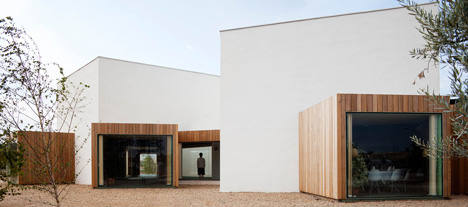 Lolita by Langararita-Navarro Arquitectos Lolita by Langararita-Navarro Arquitectos