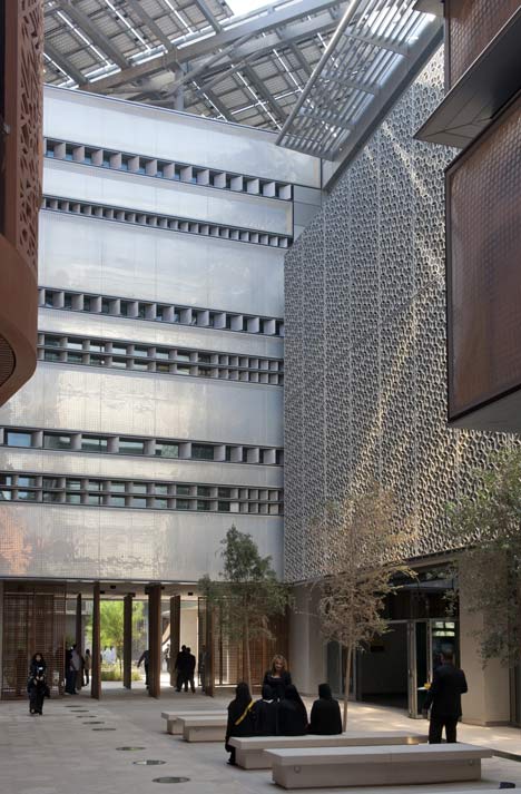 Masdar Institute by Foster + Partners Masdar Institute by Foster + Partners