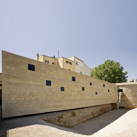 Rehabilitation of the City Walls of Logroño by Pesquera Ulargui Arquitectos
