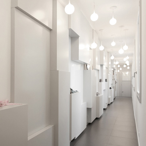 Show Room by Pascal Grasso Architectures