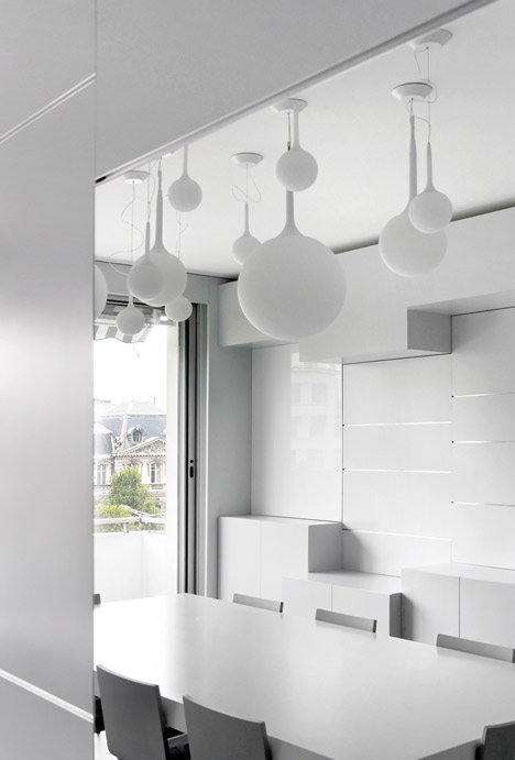 Show Room by Pascal Grasso Architectures Show Room by Pascal Grasso Architectures