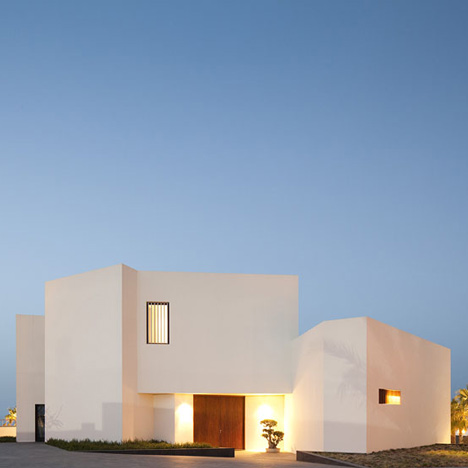 Star House by AGi Architects