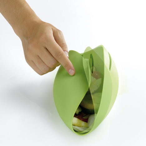 Steam Roaster by COMPEIXALAIGUA Design Studio Steam Roaster by COMPEIXALAIGUA Design Studio