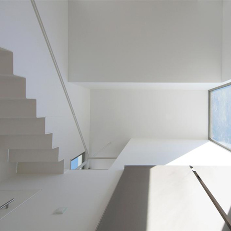 House in Meco by Jorge Mealha Arquitecto House in Meco by Jorge Mealha Arquitecto