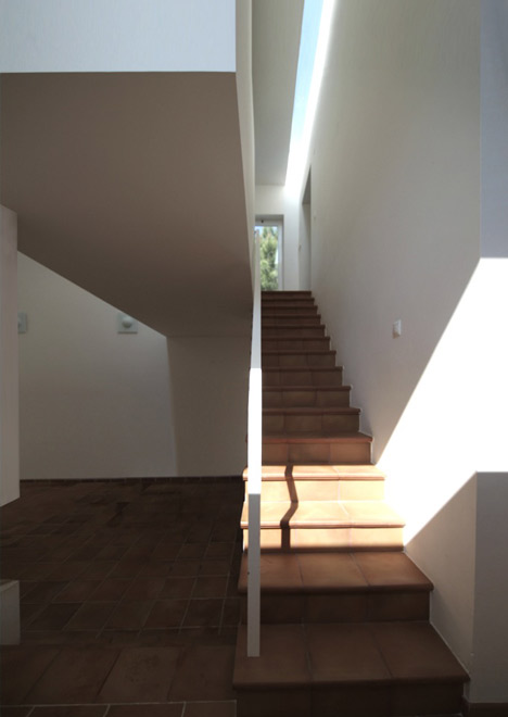 House in Troia by Jorge Mealha Arquitecto House in Troia by Jorge Mealha Arquitecto
