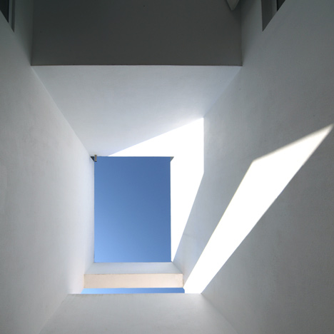 House in Troia by Jorge Mealha Arquitecto House in Troia by Jorge Mealha Arquitecto