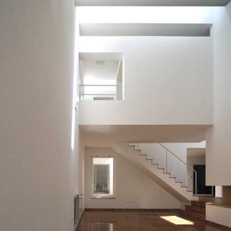 House in Troia by Jorge Mealha Arquitecto House in Troia by Jorge Mealha Arquitecto