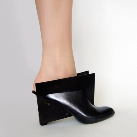 Rapidprototypedshoe by Marloes ten Bhomer