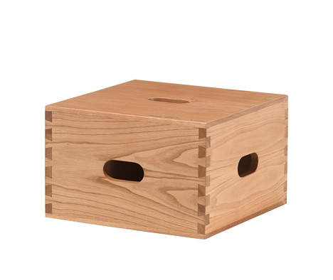 Authentic Wood by Le Corbusier at Cassina
