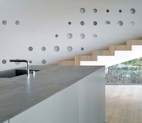 House R by Bembe Dellinger
