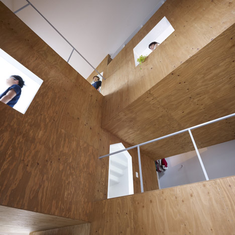 House in Fukawa by Suppose Design Office House in Fukawa by Suppose Design Office