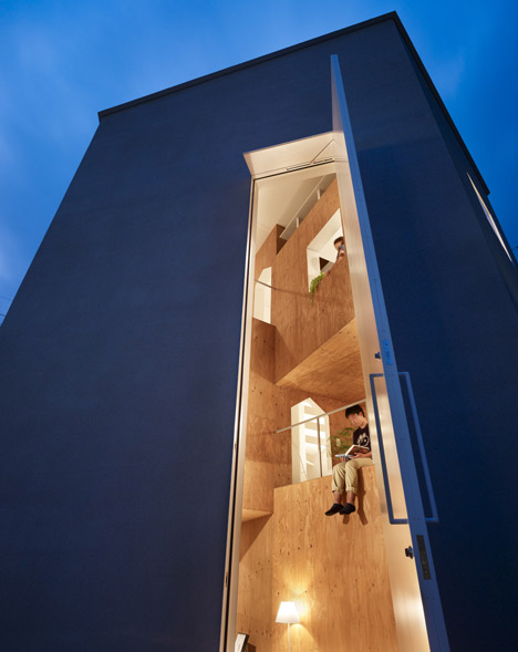 House in Fukawa by Suppose Design Office House in Fukawa by Suppose Design Office