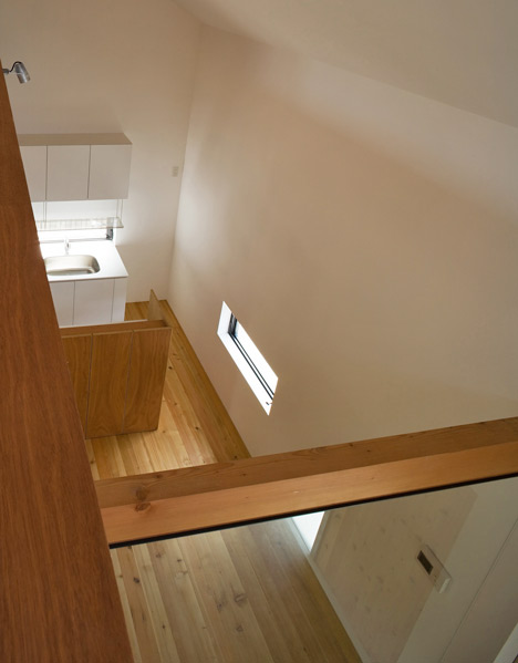 House in Kobe by Keiichi Sugiyama Architect House in Kobe by Keiichi Sugiyama Architect