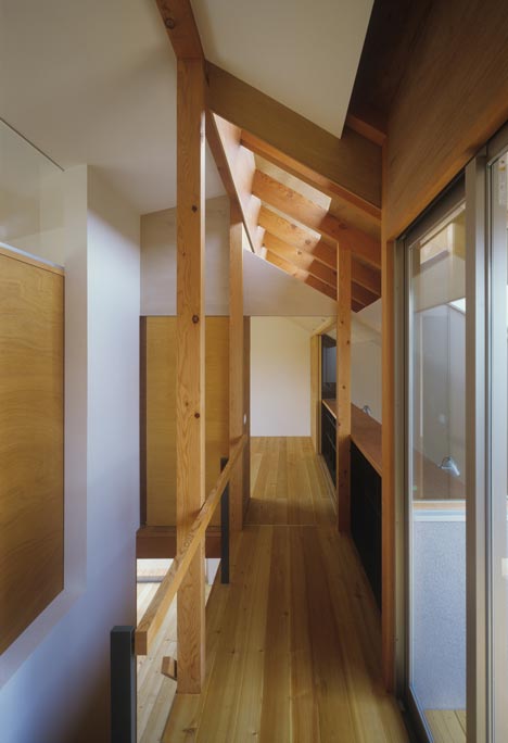 House in Kobe by Keiichi Sugiyama Architect House in Kobe by Keiichi Sugiyama Architect
