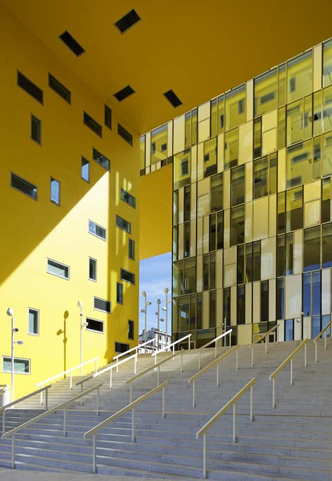 La Cite des Affaires by Manuelle Gautrand