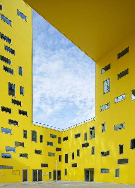 La Cite des Affaires by Manuelle Gautrand