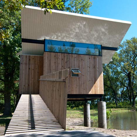 Meditation Hut by Jeffery Poss Architect Meditation Hut by Jeffery Poss Architect