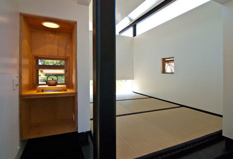 Meditation Hut by Jeffery Poss Architect Meditation Hut by Jeffery Poss Architect