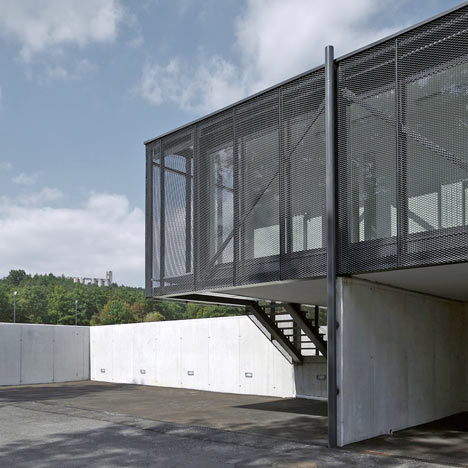 Metal recycle plant by Dekleva Gregoric Arhitekti Metal recycle plant by Dekleva Gregoric Arhitekti