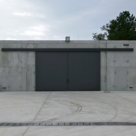 Metal recycle plant by Dekleva Gregoric Arhitekti Metal recycle plant by Dekleva Gregoric Arhitekti