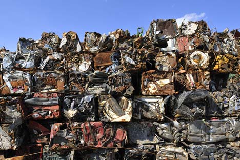Metal recycle plant by Dekleva Gregoric Arhitekti Metal recycle plant by Dekleva Gregoric Arhitekti