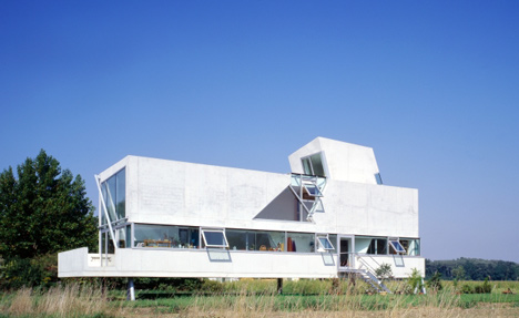 Single Family House St Joseph by Wolfgang Tschapeller Architekt Single Family House St Joseph by Wolfgang Tschapeller Architekt
