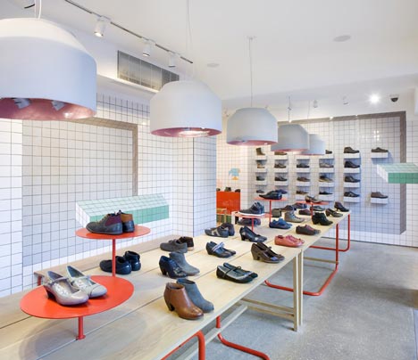 Camper store in London by Tomas Alonso Camper store in London by Tomas Alonso