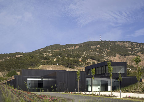 Funeral Home and Garden in Pinoso by Cor Funeral Home and Garden in Pinoso by Cor