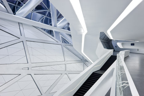Guangzhou Opera House by Zaha Hadid Architects